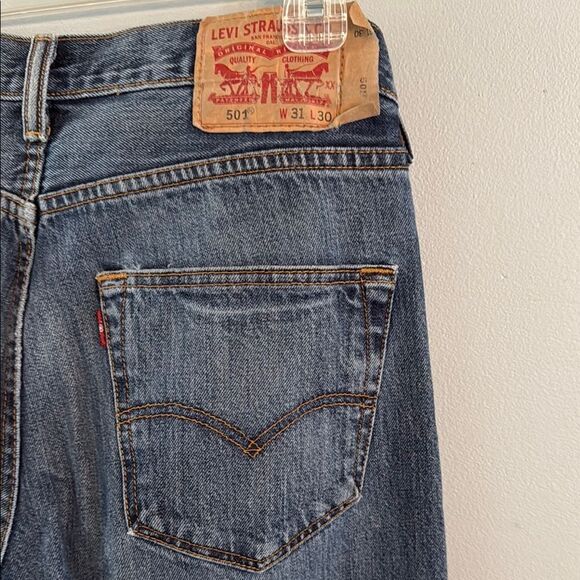 Levis 501 Men's 31 x 30 Jeans Excellent - Picture 4 of 8